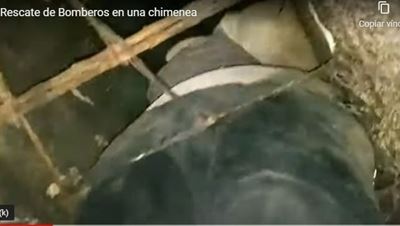 Quiso entrar a un boliche de Junín sin pagar y quedó atrapado en una chimenea