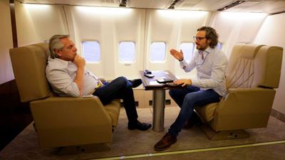 Alberto Fernández llegó a Colombia para participar de la asunción de Gustavo Petro